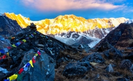 Exploring the Majestic Annapurna Himalayan Range: A Trekker's Paradise